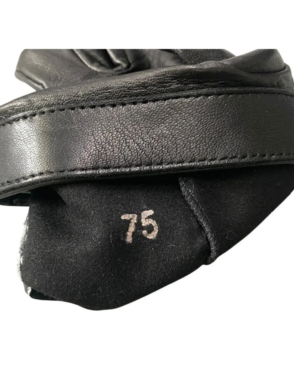 Chanel G1 Quilted Leather Gloves Turnlock CC Logo 8 Black Lambskin